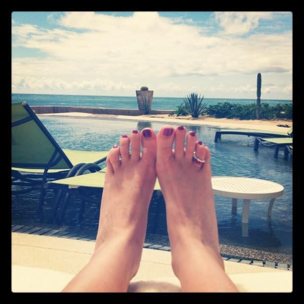 Recipe: Natural Sunburn Soother Spray