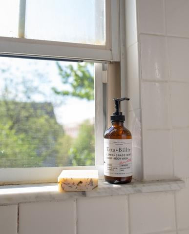 Bar Soap or Liquid Soap? Let's Weight the Benefits